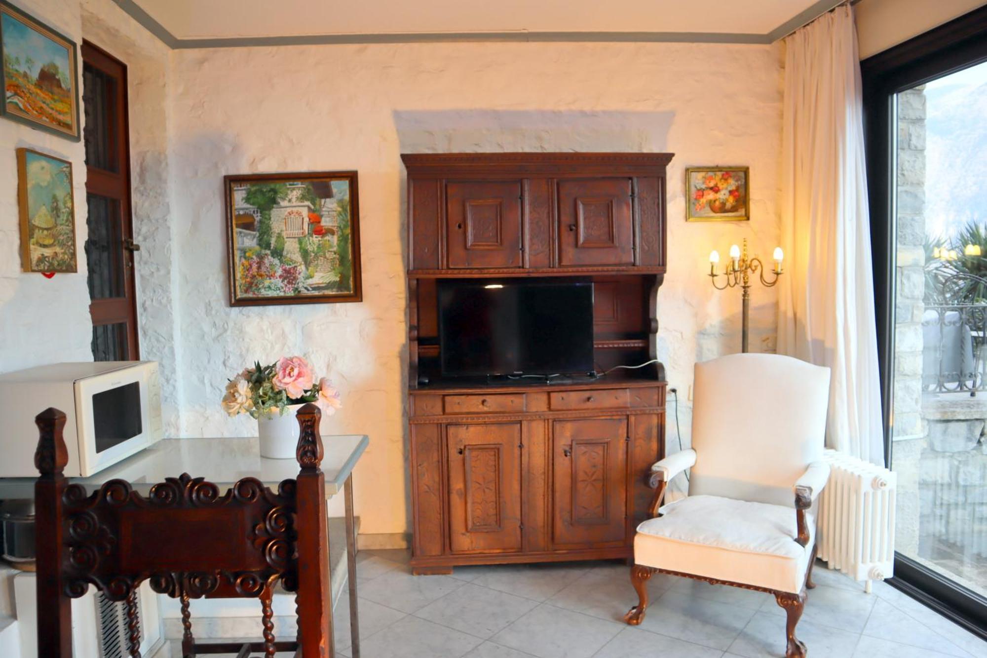 Barony Le Pergole Holiday Apartments Lugano Esterno foto