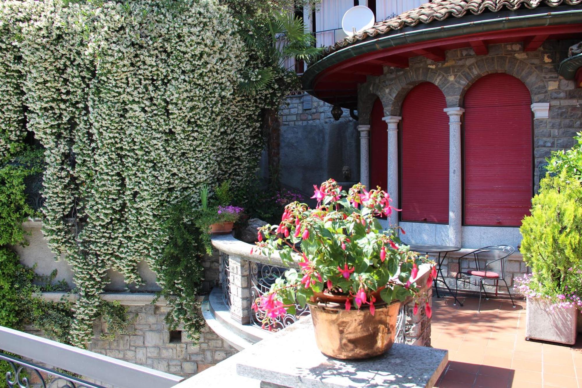 Barony Le Pergole Holiday Apartments Lugano Esterno foto